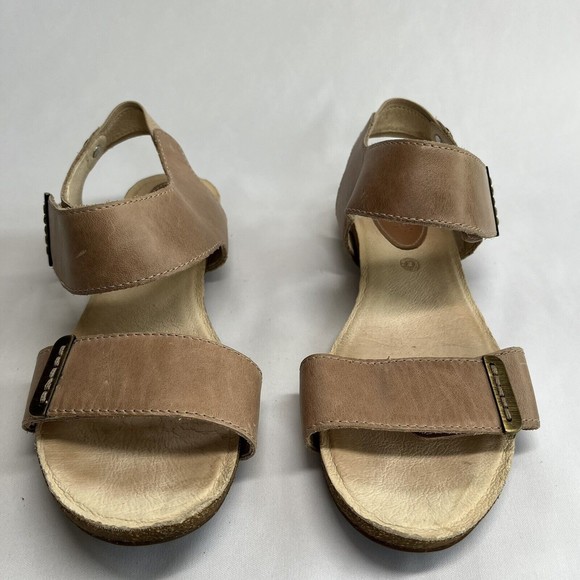 Bussola Maynila Women's Beige Leather Sandals Size 40 US 9 Flats Cork Tan Straps - Picture 14 of 14
